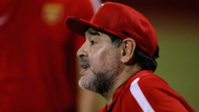 Марадона в екстаз, отборът му е близо до промоция (ВИДЕО)