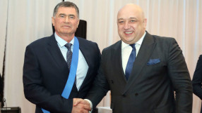 Добромир Карамаринов получи 