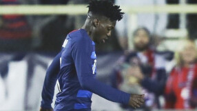 Синът на Джордж Уеа влезе в историята (ВИДЕО)