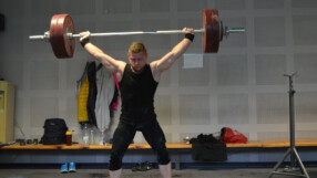 Юндер Бейтула влезе в шестицата на европейското по щанги