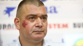 По 30% от премиите искал треньорът на плувците (ВИДЕО)