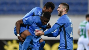 Хеттрик на Робърта класира 