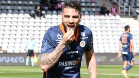 Анулираха гол след оригинална радост с... желиран бонбон (ВИДЕО)