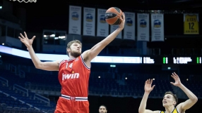 Везенков със 7 точки при драматична победа на 