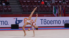 Боряна Калейн спечели бронз за съчетанието си с топка в Баку