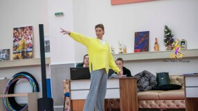 Весела Димитрова за ансамбъла: Момичетата са ярки индивидуалности. Сработват се като отбор 