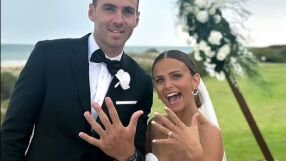 Любовта винаги побеждава: Футболист се ожени за умираща от рак манекенка