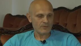 Игра за Реал Мадрид, а сега работи в склад за 400 евро на месец