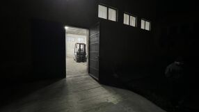 Над 20 тона заготовки за цигарени кутии задържаха митническите служители във Видин