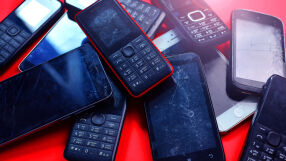 Който има тези стари мобилни телефони, може да спечели хиляди евро