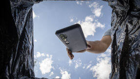 Най-големите технологични гиганти се изправят срещу телефонната зависимост