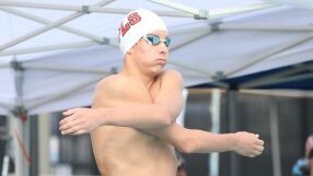 Да засенчиш Фелпс и Торп: 14-годишен е новото чудо