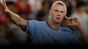 Холанд се заяжда: Александър-Арнолд не знае какво е да спечелиш требъл