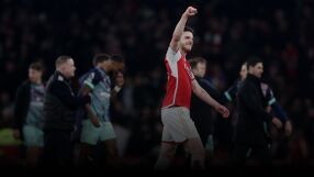 Деклан Райс се подстрига за 55 лв. и стана 