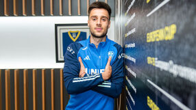 Илия Груев и Лийдс на върха в Чемпиъншип