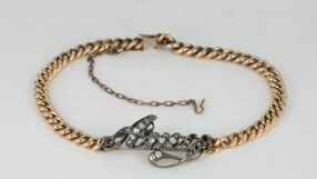 Интересни артефакти, които бяха извадени от