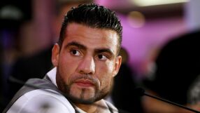 Болка, упойка, кръв: Цялата операция на Чар е в Instagram (ВИДЕО)