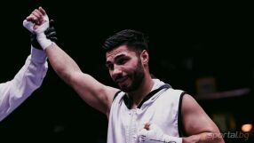 Даниел Асенов ги почна и в профибокса (ВИДЕО)