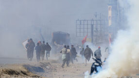 Пети ден удари: Израел атакува сградата на Съвета, който ще избере бъдещия лидер на Иран