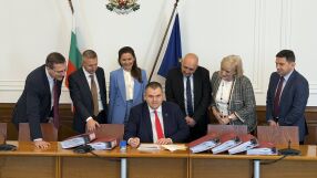 ДПС се регистрира за самостоятелно участие в предсрочните парламентарни избори