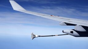 Няколко самолета с над 1700 места са в готовност да евакуират българите от Близкия изток