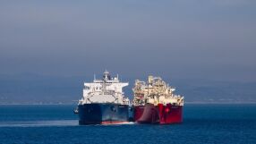 Министерството на енергетиката: България зарежда втечнен газ на предкризисни цени