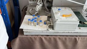 Акция на СДВР: Задържаха мъж, продавал незаконни анаболни стероиди, лекарства и добавки (СНИМКИ, ВИДЕО)