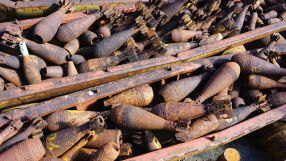 50% от иранските балистични ракети са били "клъстерни" бомби, които са забранени за използване 