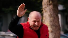 "Армейска" радост: Бай Добри се завърна! (ВИДЕО)