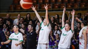 НА ЖИВО: Черна гора - България, "лъвиците" излизат за 6 от 6