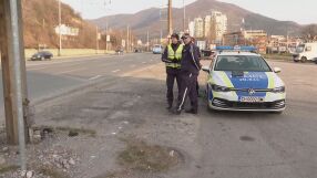 Млад шофьор-рецидивист е засечен два пъти със скорост над 190 км/ч 