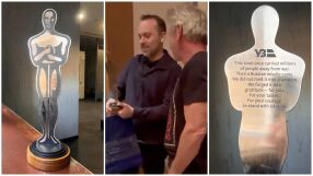 Шон Пен получи "украински Оскар", направен от вагон, повреден при руска атака (ВИДЕО)