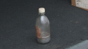 Опасен куриоз: Мъж намери 1,5 кг живак и три дни търси институция, която да го вземе