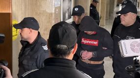 Оставиха в ареста мъжа, намушкал жена в Бургас: Жертвата оцеля само заради оказана съпротива