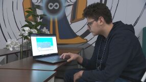 Игра срещу замърсяването: 15-годишният Александър спечели златo на олимпиада по програмиране