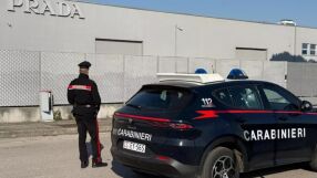 Ограбиха фабрика на Prada, откраднати са обувки за стотици хиляди