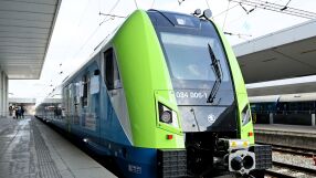 Първите нови мотриси „Шкода“ с Wi-Fi и модерни системи вече са в България