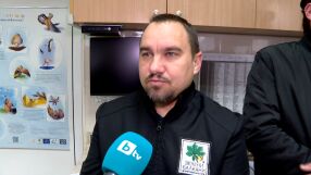 Разказът на героите, спасили овца и малкото й, бедстващи на пропаст край Кърджали