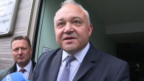 Бил ли е Демерджиев в МВР снощи? Кандидатът за депутат потвърди, че е разпитван по сигнал на Калин Стоянов 