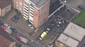 „Шокиращ антисемитски палеж“: Четири линейки, принадлежащи на еврейска общност в Лондон, бяха подпалени