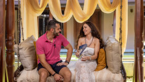 Подходяща ли е Мартина за Крис от 