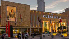 Войната опразни моловете в Дубай и разтърси и без това окаяната луксозна индустрия