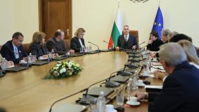 Кабинетът с „ясен отговор“ на кризата: Готвят нов пакет от мерки в подкрепа на родното производство