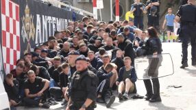 Две от най-свирепите ултрас групи биха един и същи човек. Наказаха го с изгаряне! 