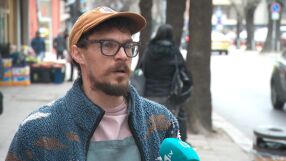 Мъж, разминал се на косъм от нападение: Преди да намушка четирима, жената ме заговори на английски