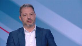 "С какво ще замърсим водата - с вода или с пясък?": Защо Делян Добрев напоследък е толкова активен за шистовия газ?
