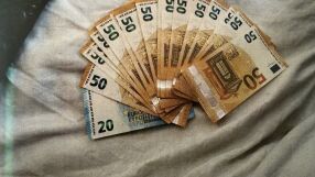 Арестуваха кмет за купуване на гласове в община Търговище