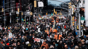 Гласът на народа над властта: „Без крале“ обедини милиони по целия свят срещу Тръмп (СНИМКИ)