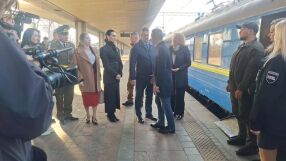 Премиерът Гюров на официално посещение в Киев 