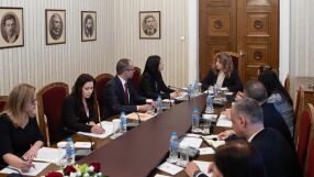 В навечерието на Великден: Президентът обсъди с НАП и КЗП контрола върху ръста на цените 